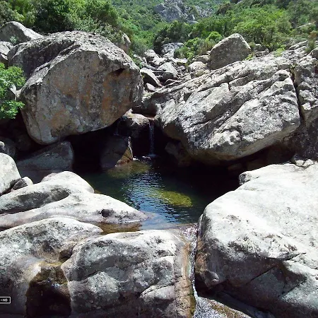 I Graniti مزرعة للإقامة